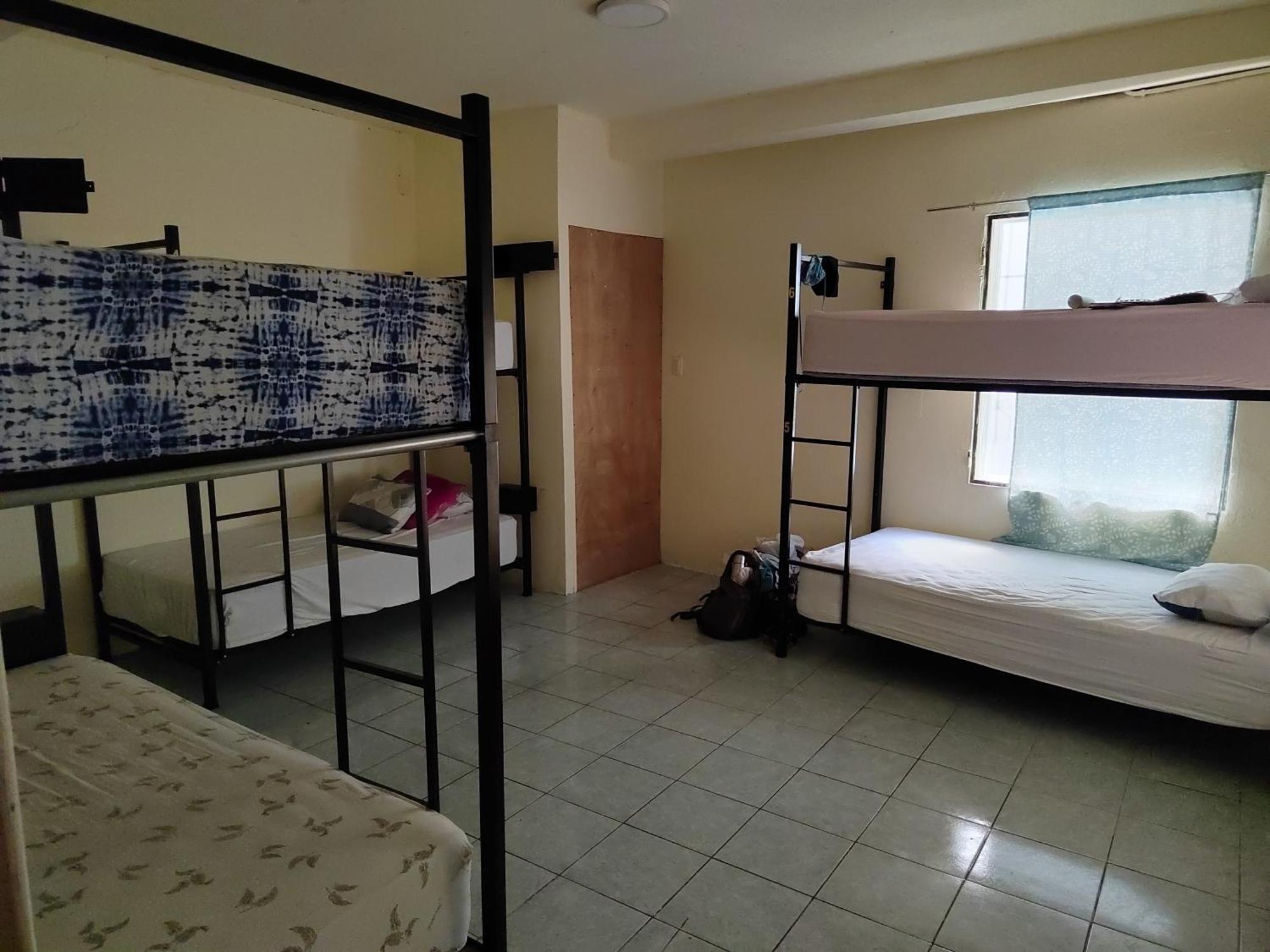 La Terraza Hostel Флорес Екстер'єр фото