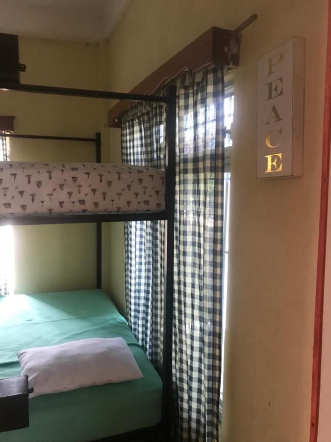 La Terraza Hostel Флорес Екстер'єр фото