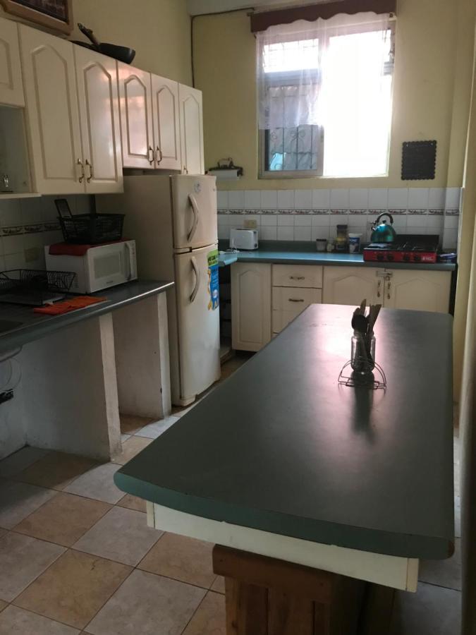 La Terraza Hostel Флорес Екстер'єр фото
